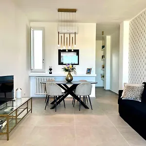 Via Dante Luxury Apartament